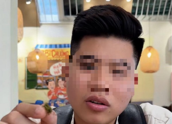 Thêm TikToker review Sà Bì Chưởng: Nhận xét gây bão, bị CĐM nói 'chưa ăn cơm tấm bao giờ à?'