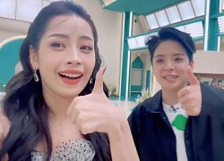 Amber hát See tình bằng tiếng Việt cực đáng yêu ở Đạp gió 2023, Chi Pu dạy quá đỉnh rồi