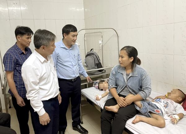 76 học sinh mầm non nhập viện sau khi uống sữa chua tại trường
