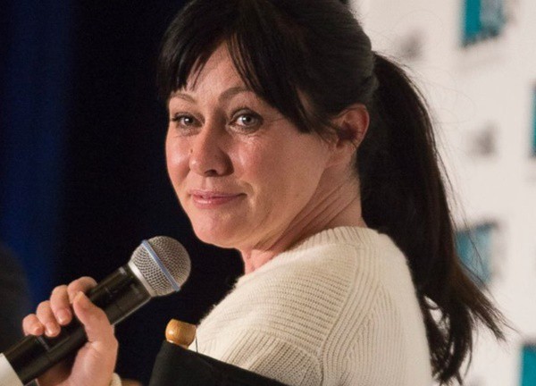 Shannen Doherty: Sao phim 'Phép Thuật' tiết lộ ung thư đã di căn não, xót xa tình cảnh hiện tại