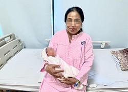 The 60-year-old woman risked her life to give birth to a child, hoping to have a companion in her old age, the baby being born attracts attention