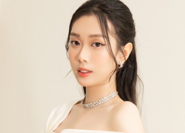 Miss Peace Ban Mai đạt thủ khoa khi thi vào VTV9