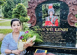 NSƯT Thanh Thanh Tâm vừa về VN đã đến thăm mộ Vũ Linh, khóc nghẹn hé lộ lý do không thể cưới nhau