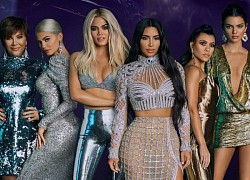 Chị em nhà Kardashian bị mỉa mai quen ai người đó xui xẻo, đanh thép đáp trả anti fan