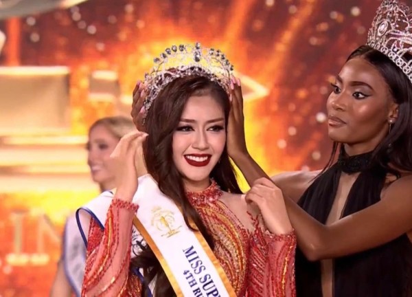 Đặng Thanh Ngân bất ngờ đăng quang Á hậu Siêu quốc gia 2023