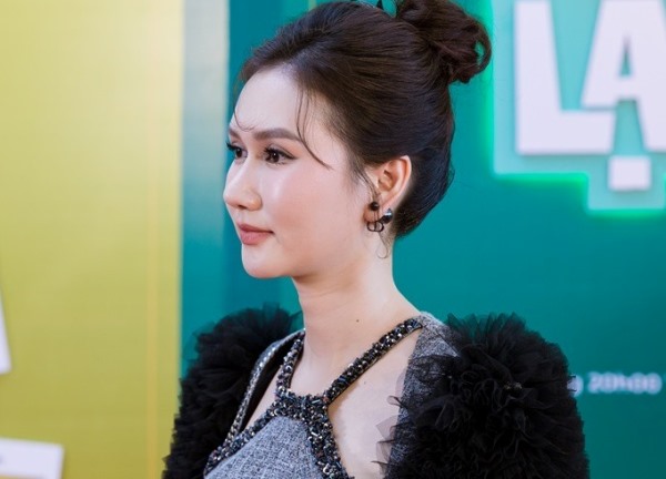 Hương Giang sau khi chia tay Đình Tú: "Tôi đang tận hưởng thời gian độc thân vì vừa trải qua một cơn bĩ cực"