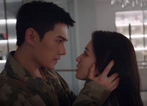 Dương Dương - Vương Sở Nhiên có cảnh nóng "bùng cháy" trong "Khói lửa nhân gian của tôi"
