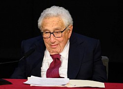 Ông Henry Kissinger gặp Chủ tịch Trung Quốc Tập Cận Bình