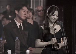 Park Sung Hoon mê Song Hye Kyo ra mặt, ánh mắt si tình nói lên tất cả, Lee Min Ho bị cho ra rìa?