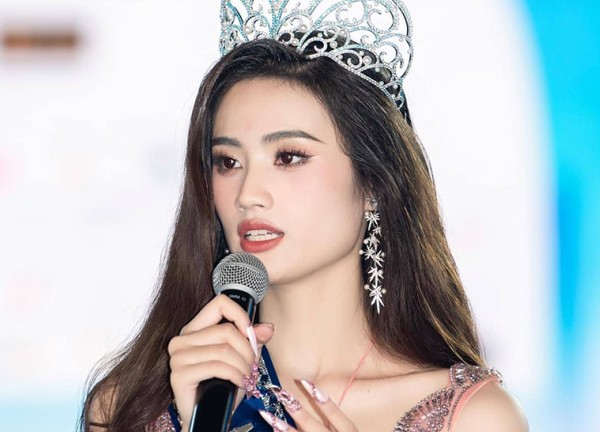 Hoa hậu Ý Nhi bị "khui" phát ngôn bất nhất về mối tình hồi cấp 3?