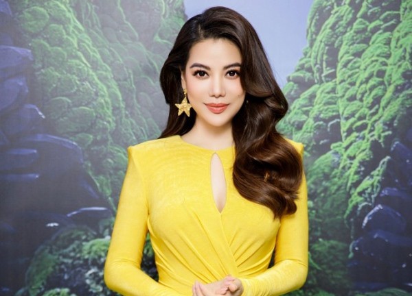 Trương Ngọc Ánh U50 vẫn trẻ đẹp ngây ngất