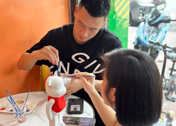 Vợ Huy Hùng tặng món quà đặc biệt cho Hoàng Đức