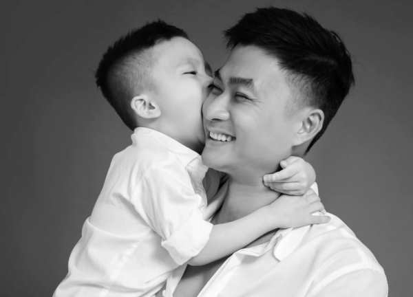 Diễn viên Duy Hưng 'Làng trong phố': Người ghen ít, kẻ ghen nhiều...
