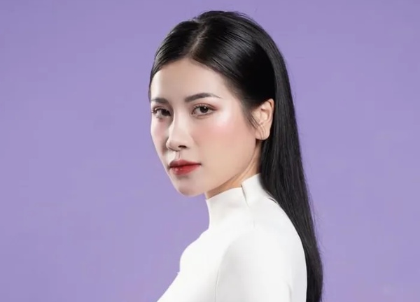 Ca sĩ Quỳnh Anh ra đĩa than hát nhạc Thanh Tùng theo phong cách Jazz