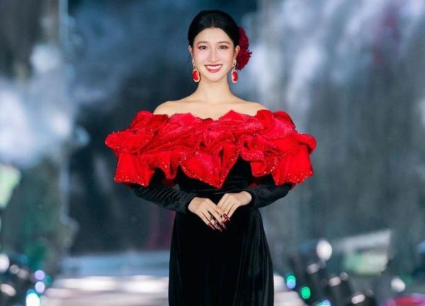 Hậu trường khó khăn ít biết của show thời trang 'Tinh hoa Cố đô'