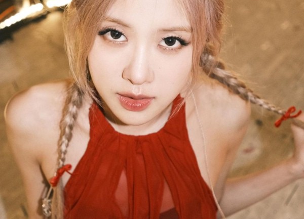 Jennie, Diệu Nhi và nhiều sao nữ đang yêu thích món phụ kiện gì?