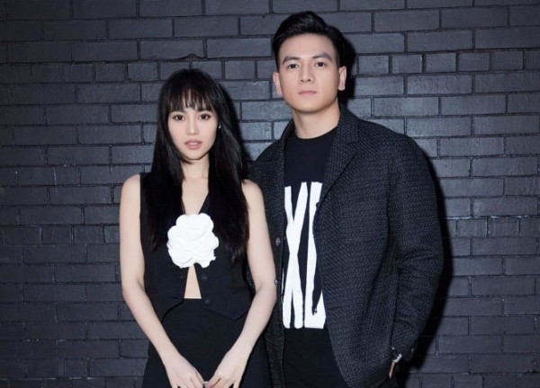"Team qua đường" bắt trọn khoảnh khắc mỹ nam Vbiz cưng chiều Lan Ngọc tại Mỹ, thế này hỏi sao được ghép đôi?