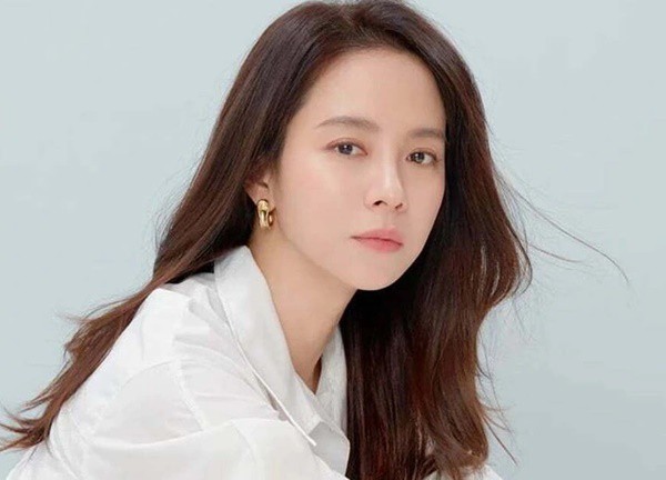 "Stupid aunt" Song Ji Hyo had her salary "blocked" by the company, potentially losing more than 16 billion VND