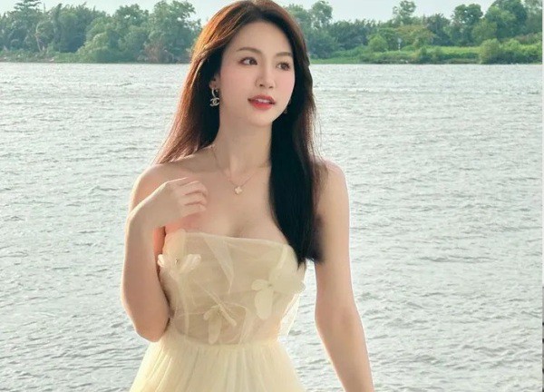 Nhan sắc tuyệt Mỹ của 'thần tiên tỷ tỷ' từng lọt Top 22 cuộc thi Hoa hậu Việt Nam