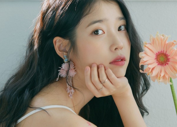 Nỗ lực như "em gái quốc dân" IU: Từ suýt vô gia cư đến nữ hoàng bất động sản