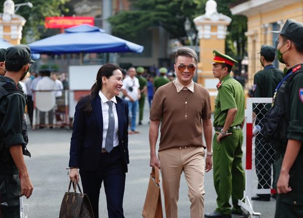 Vụ án Nguyễn Phương Hằng: Đàm Vĩnh Hưng nói trước tòa 'danh dự tôi bị chà đạp khốc liệt'