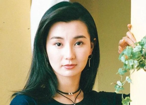 Trương Mạn Ngọc tuổi 59 da vẫn trắng mịn: Bí quyết nằm ở 1 thức uống buổi sáng và 2 cách ăn trứng gà