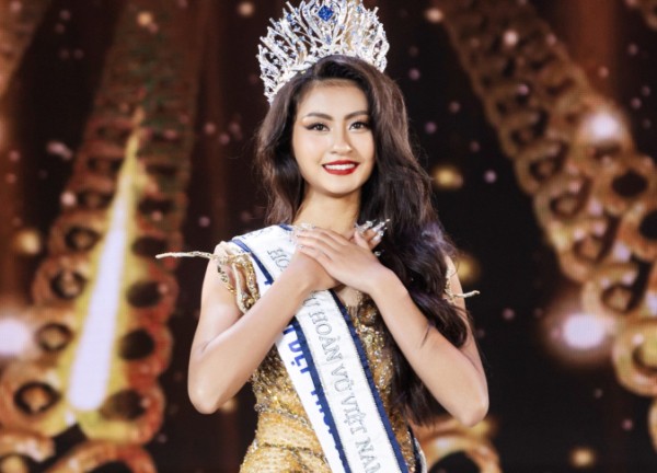 Bùi Thị Xuân Hạnh tiết lộ lý do mẹ và bố dượng không đến dự đêm Chung kết Hoa hậu Hoàn vũ Việt Nam 2023