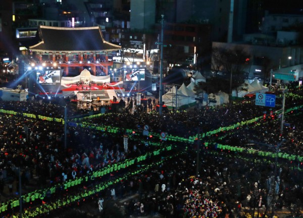 Hàn Quốc: Hơn 100.000 người xem lễ rung chuông đón Giao thừa ở trung tâm thủ đô Seoul