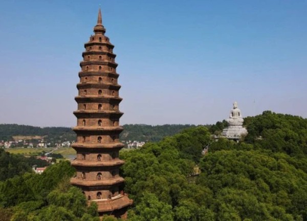 Đến Bắc Ninh nghe hát quan họ và khám phá nhiều danh thắng giàu lịch sử