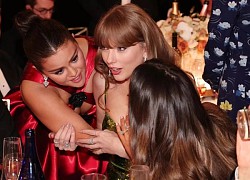 Taylor Swift reunites Selena Gomez at the Golden Globes, a feverish "courtyard" moment