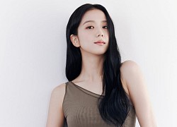 Jisoo officially has a new identity after 1 month of being "erased" by YG, fans flocked to congratulate her.