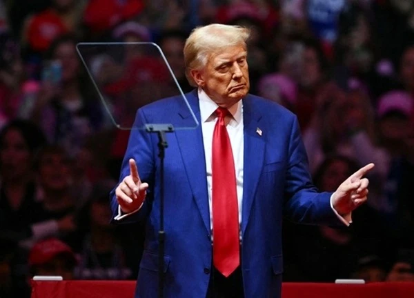 Giới tỉ phú công nghệ 'làm thân' với ông Trump trước ngày bầu cử Mỹ