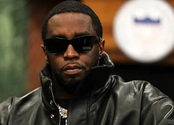 Diddy released a clip of "going to the wharf" with a series of high-ranking officials, shocked when they joined the party