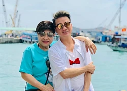 Dam Vinh Hung reunited with his "notorious" ex-wife, a special way of addressing everyone was surprised