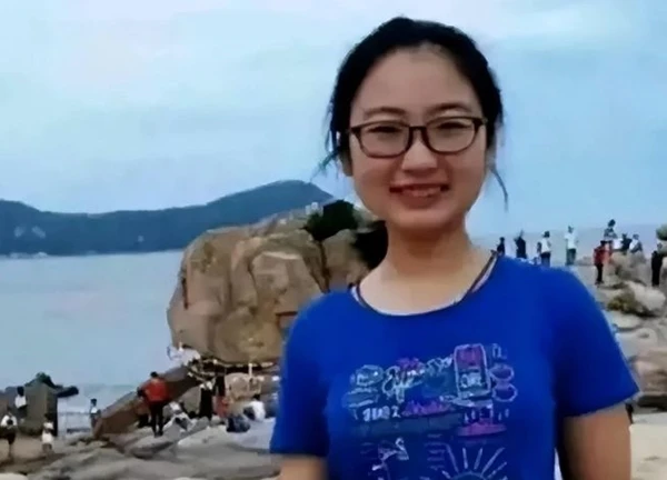 Nữ sinh "đắt giá" nhất Trung Quốc từng khiến hàng chục triệu người xôn xao