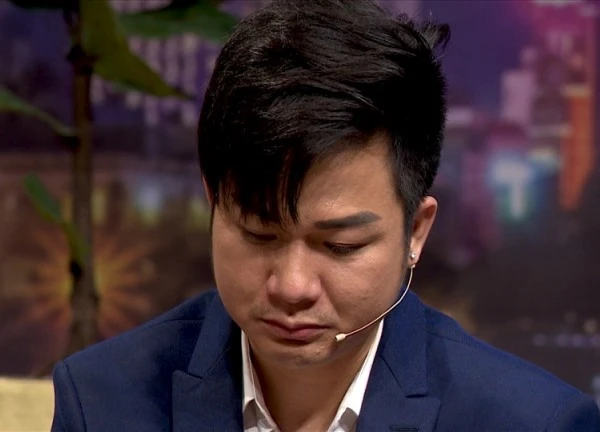 Con nuôi Ngọc Sơn: "Tôi nhìn 10 tỷ cầm về, tự hỏi đây là tiền thật à"