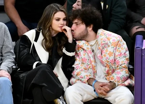 Selena Gomez's boyfriend is in the top of Sexiest Men, fans are shocked