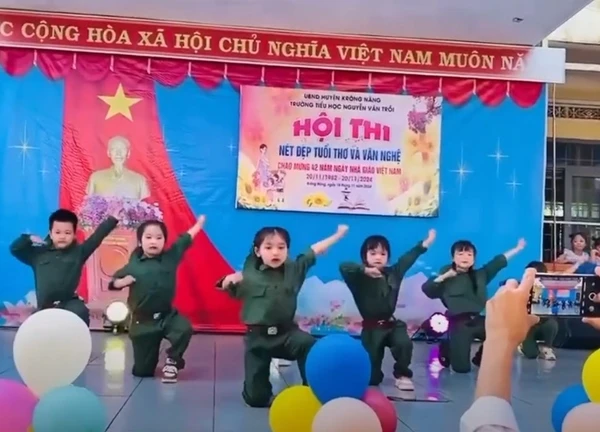 Tiết mục biểu diễn văn nghệ mừng 20/11 của học sinh lớp 1 khiến dân tình "ngả mũ": Quá nể các cô giáo rồi!