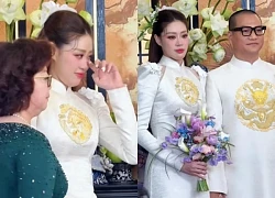 Khanh Van's wedding ceremony: The bride sobbed, the groom showed his expression and acted surprised