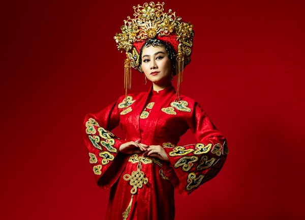 Nghệ sĩ nhân dân Quế Trân: "Với tôi nghề hát thiêng liêng lắm"