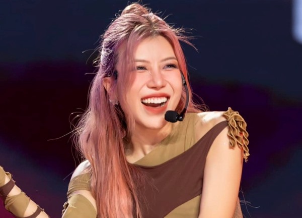 Trang Pháp: Tái xuất showbiz quá đỉnh, nhưng vướng nghi vấn chèn ép đồng nghiệp?