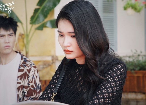 Á hậu Thùy Dung kể hậu trường bị đánh ghen bầm dập trong lần đầu đóng phim
