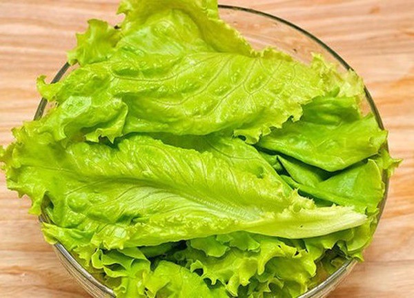 Rau xà lách rất tốt nhưng đại kỵ với 6 người này