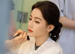 Dilraba Dilmurat wears a wedding dress after a series of dating news, is the groom Hoang Canh Du?