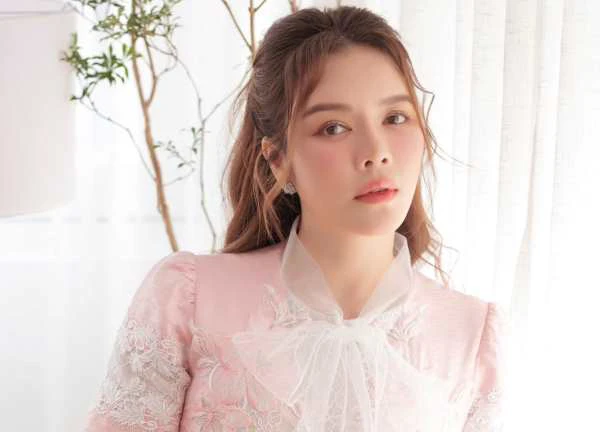 Lý Nhã Kỳ lên tiếng nói 1 câu gây chú ý khi được hỏi lý do sở hữu khối tài sản khủng