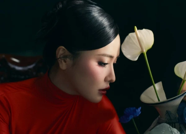 Bích Phương kết hợp cùng bạn trai tin đồn: "Tôi rất kỹ tính nên khi mọi thứ vẫn chưa được như tôi muốn"