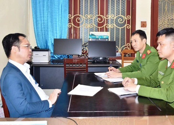 Bắt Chủ tịch tập đoàn vàng bạc đá quý lừa đảo 8,2 tỷ đồng