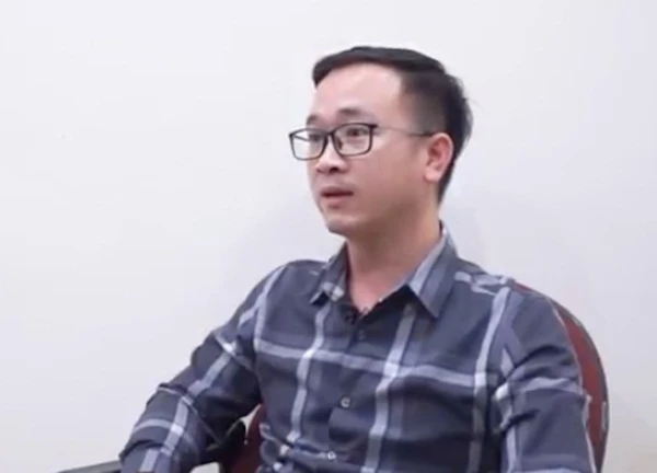 Người Việt đầu tiên được phát hiện mắc bệnh mồ hôi máu giờ ra sao?