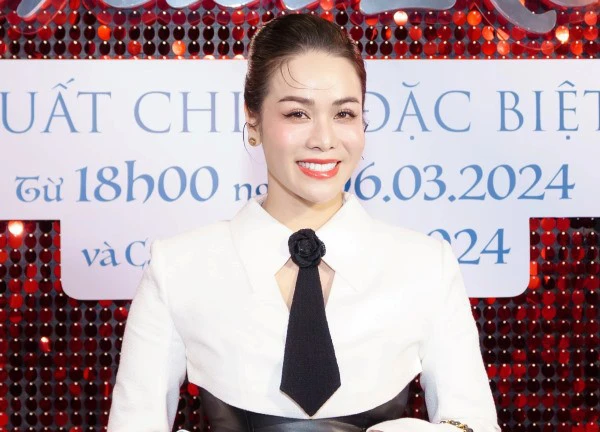 Nhật Kim Anh nói về tin đồn 'không đặt nặng cát sê vì quá giàu'