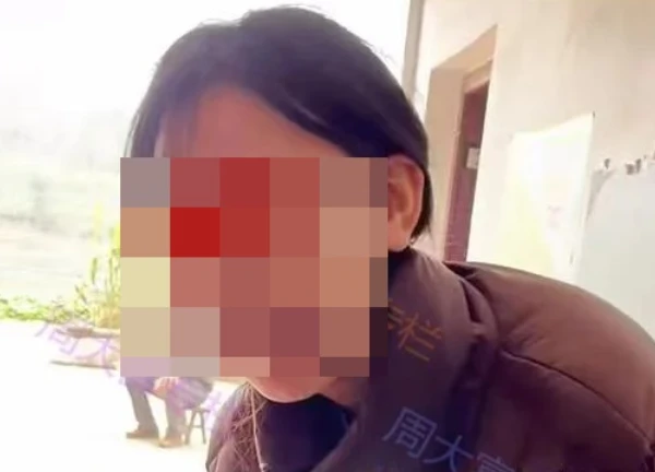 Về nhà bạn trai ra mắt, cô gái khiến người yêu xấu hổ tột độ vì hành động này trong bữa ăn